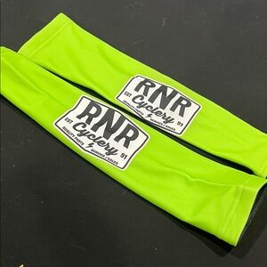 SQUADRA Bright Green RNR Cycling Arm Warmers NWOT